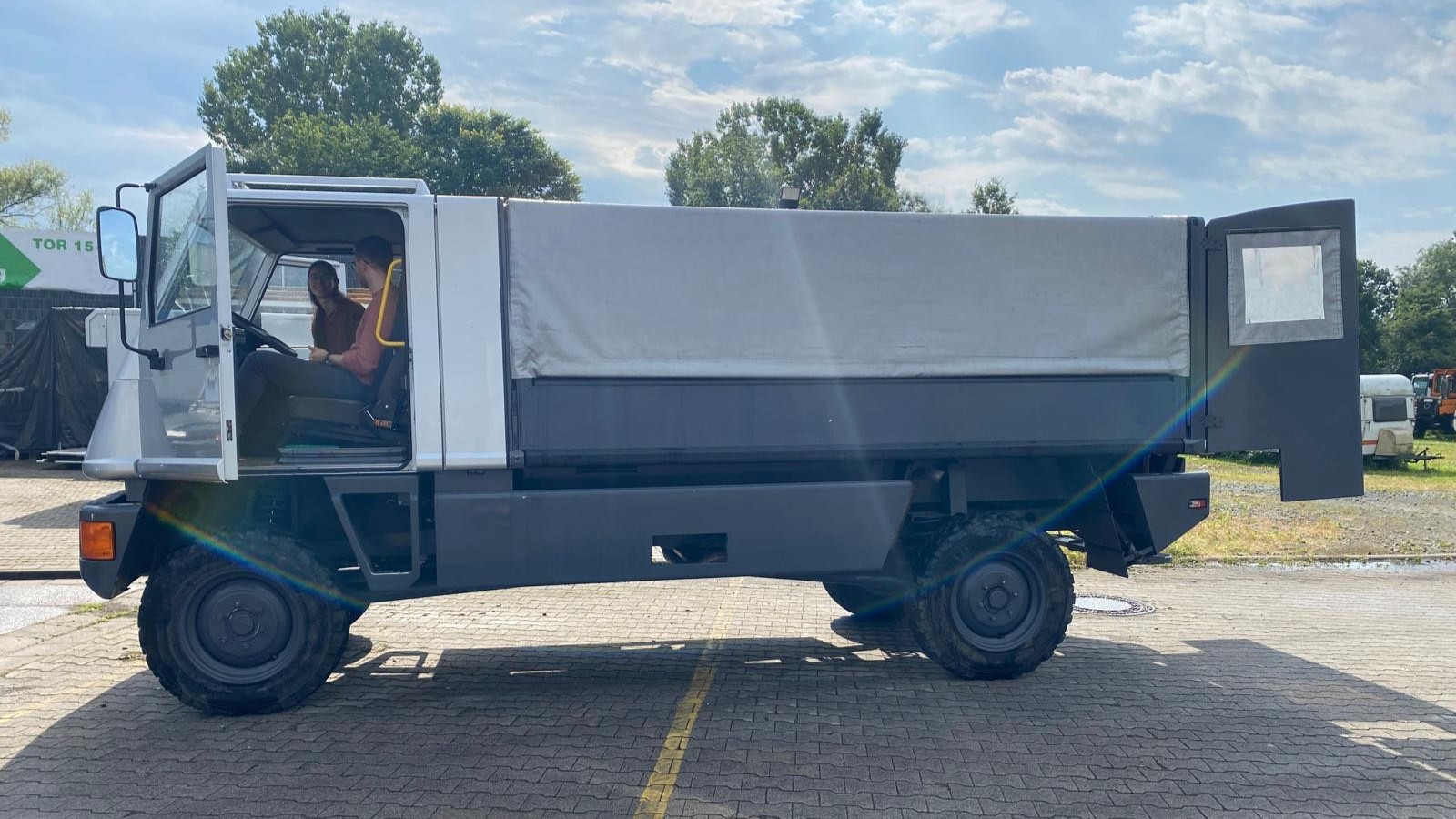 Bucher Duro 4×4 („Urmel")