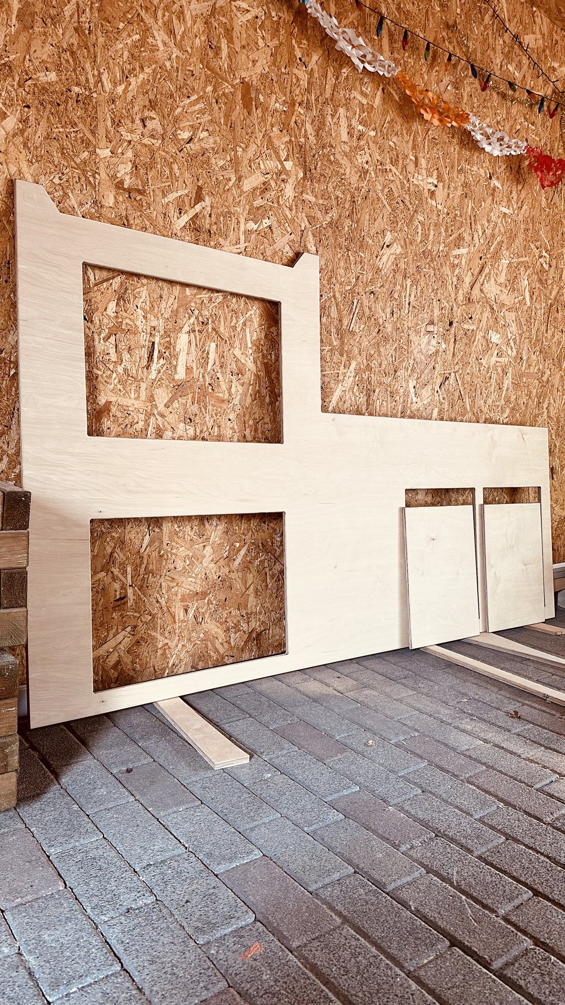 Möbelbau im Detail: sauberes Gestell als Basis